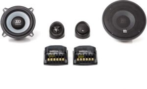 Garsiakalbiai Automobiliui