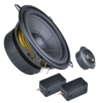 Garsiakalbiai Automobiliui