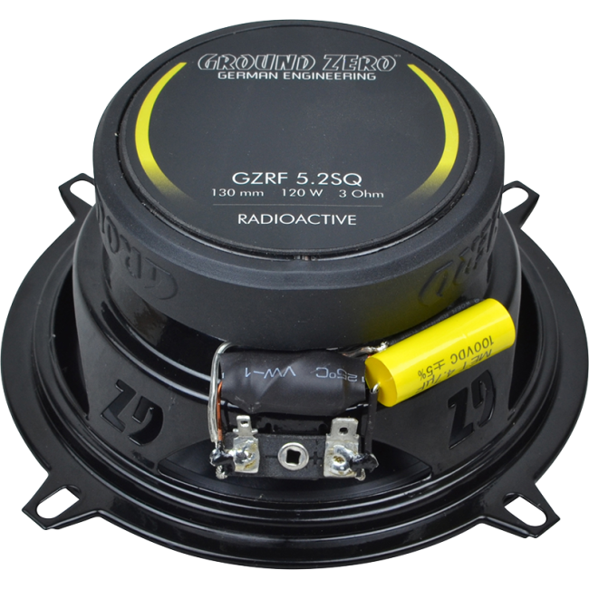 Garsiakalbiai Automobiliui