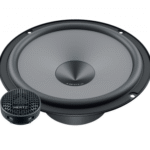 Garsiakalbiai Automobiliui