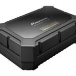 Žemų Dažnių Garsiakalbis Su Stiprintuvu