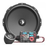 Garsiakalbiai Automobiliui